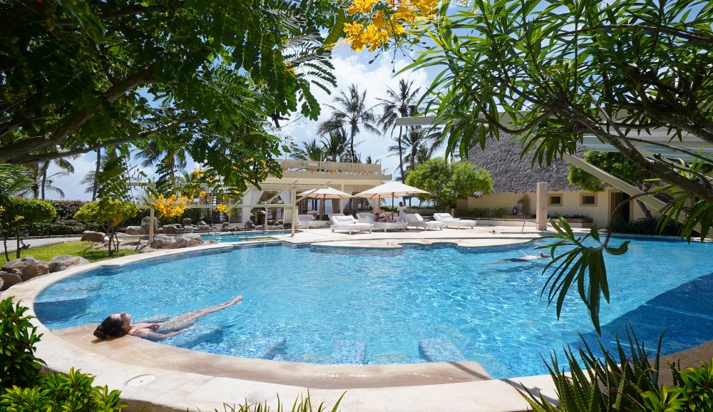 Diamonds Resort Image